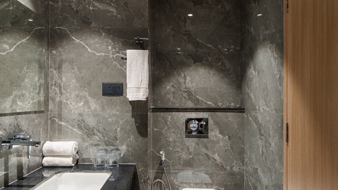 Photo of Bathroom in Gayariawas