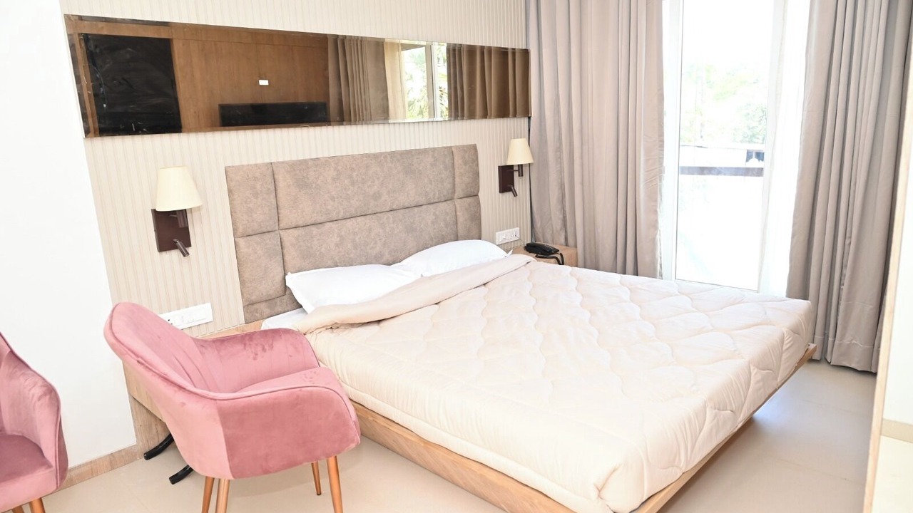 Photo of Bedroom in Malad West