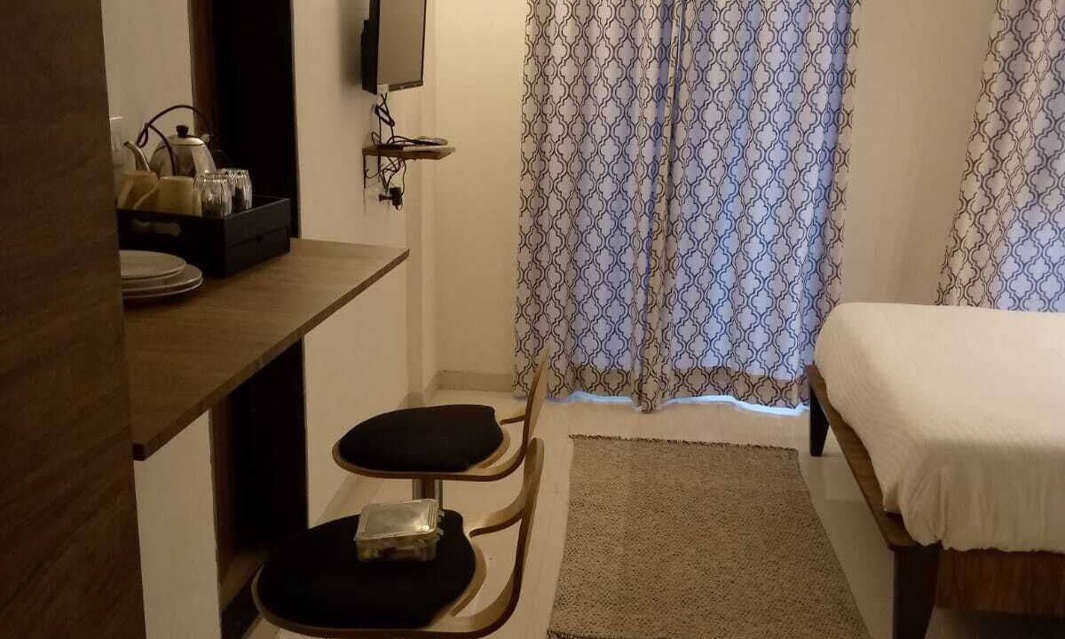 Photo of Bedroom in Pali