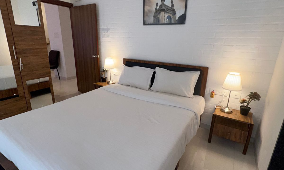 Photo of Bedroom in Pali