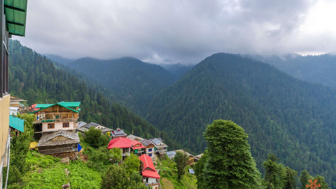 Photo of Others in Shoja