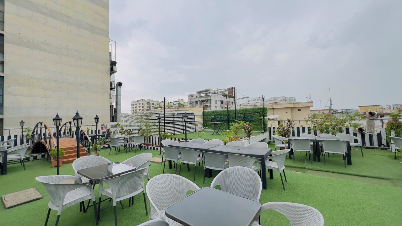 Photo of Patio Balcony in Dhanmondi