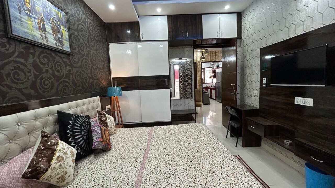 Photo of Bedroom in Zirakpur