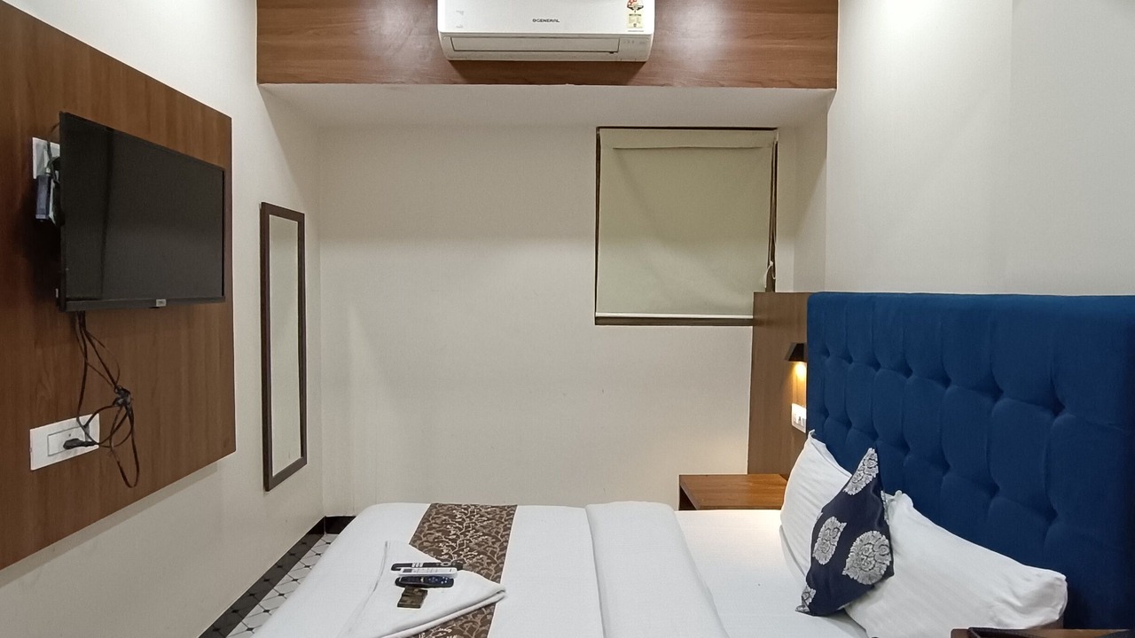 Photo of Bedroom in Andheri West