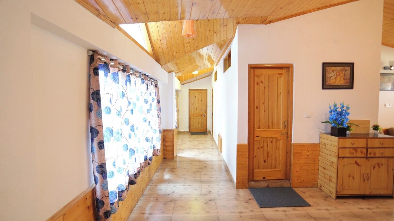 Photo of Others in Vashist