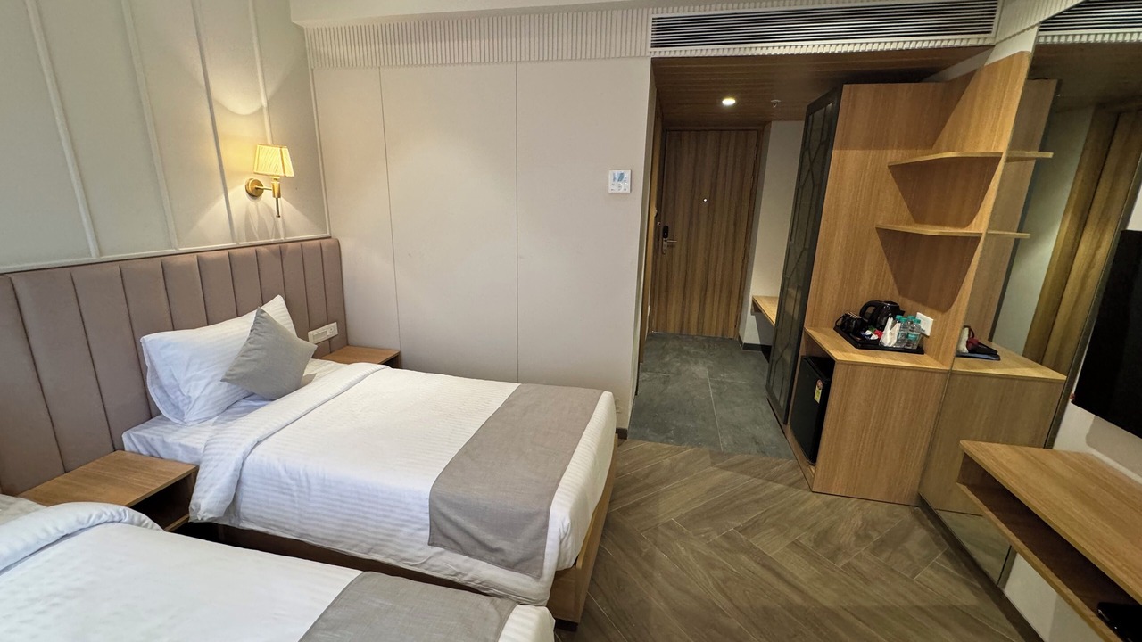 Photo of Bedroom in Malad West