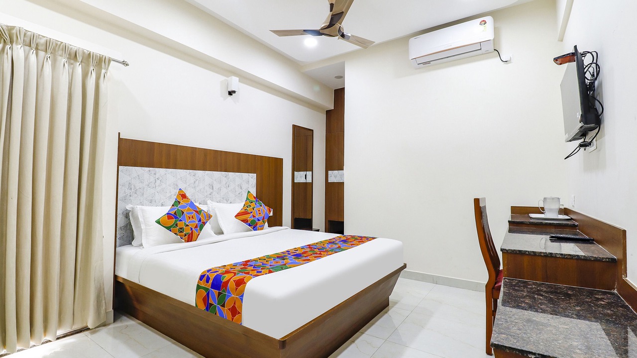 Photo of Bedroom in Shivaji Nagar
