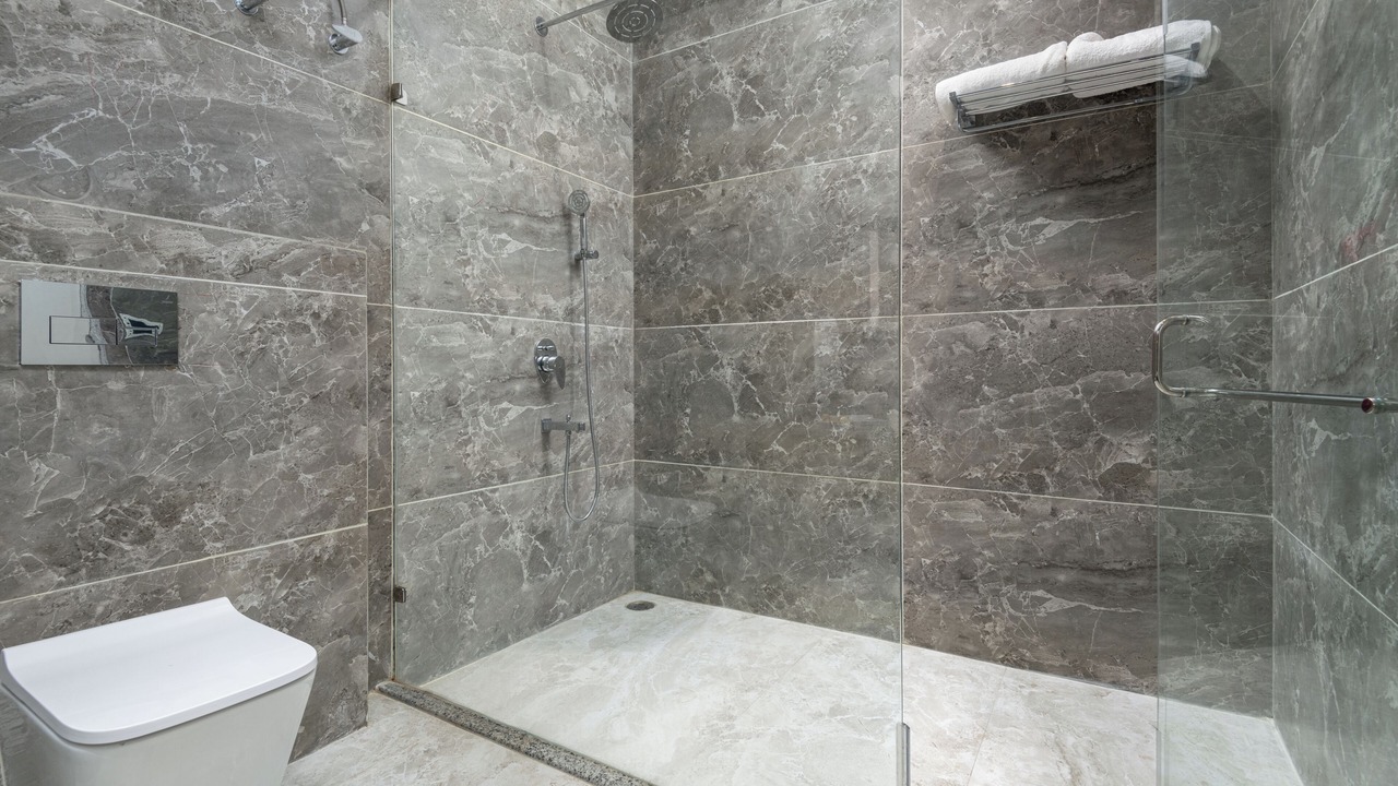Photo of Bathroom in Kandaghat