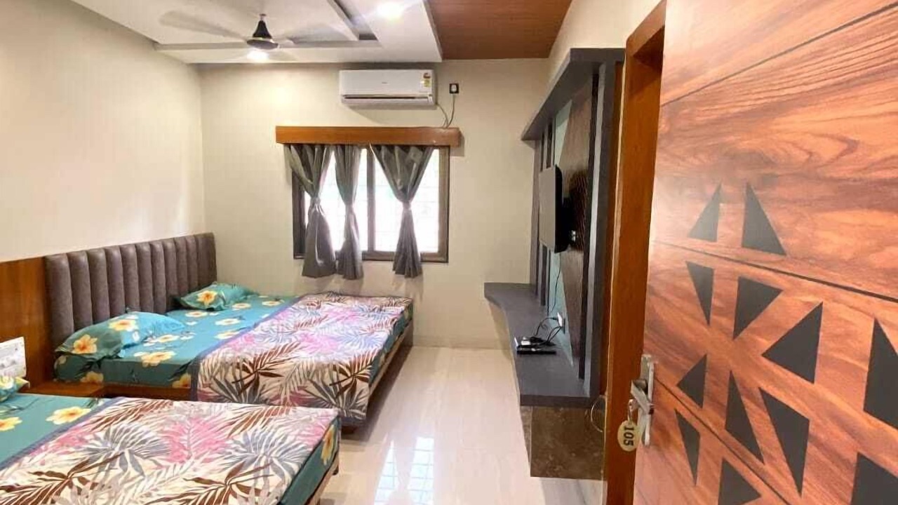 Photo of Bedroom in Omkareshwar