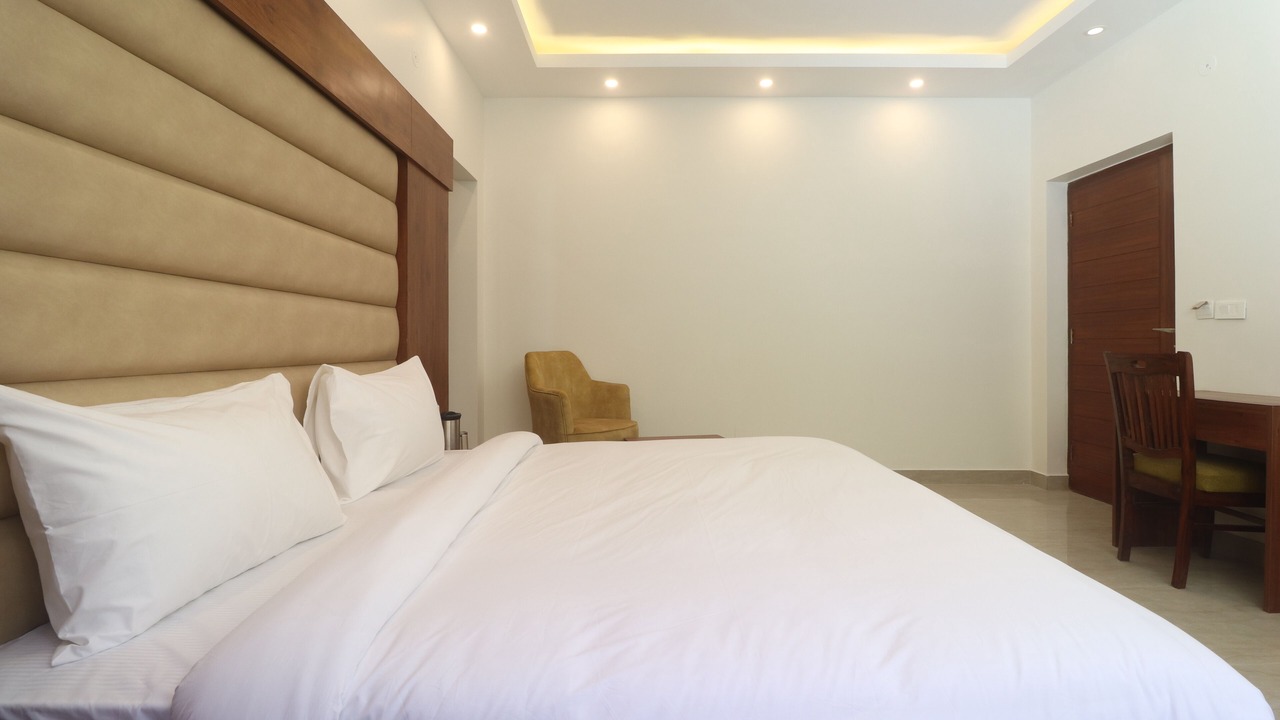 Photo of Bedroom in The Mall Road