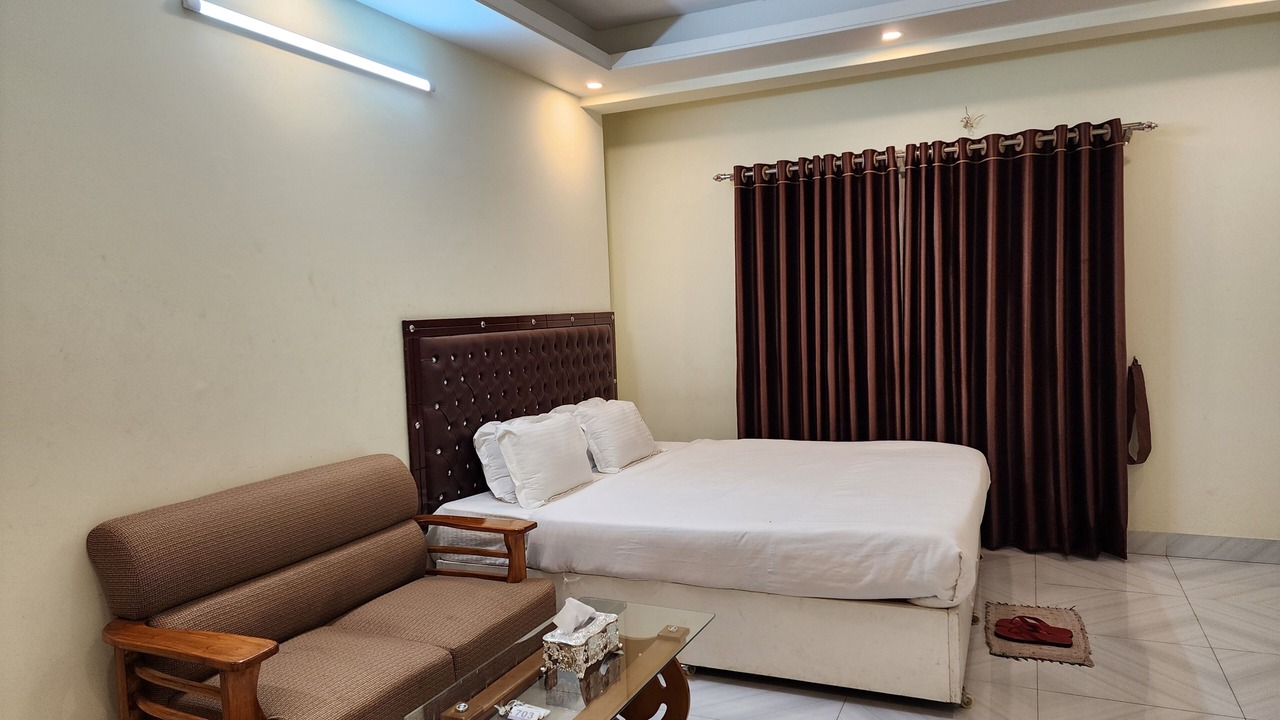 Photo of Bedroom in Dhaka