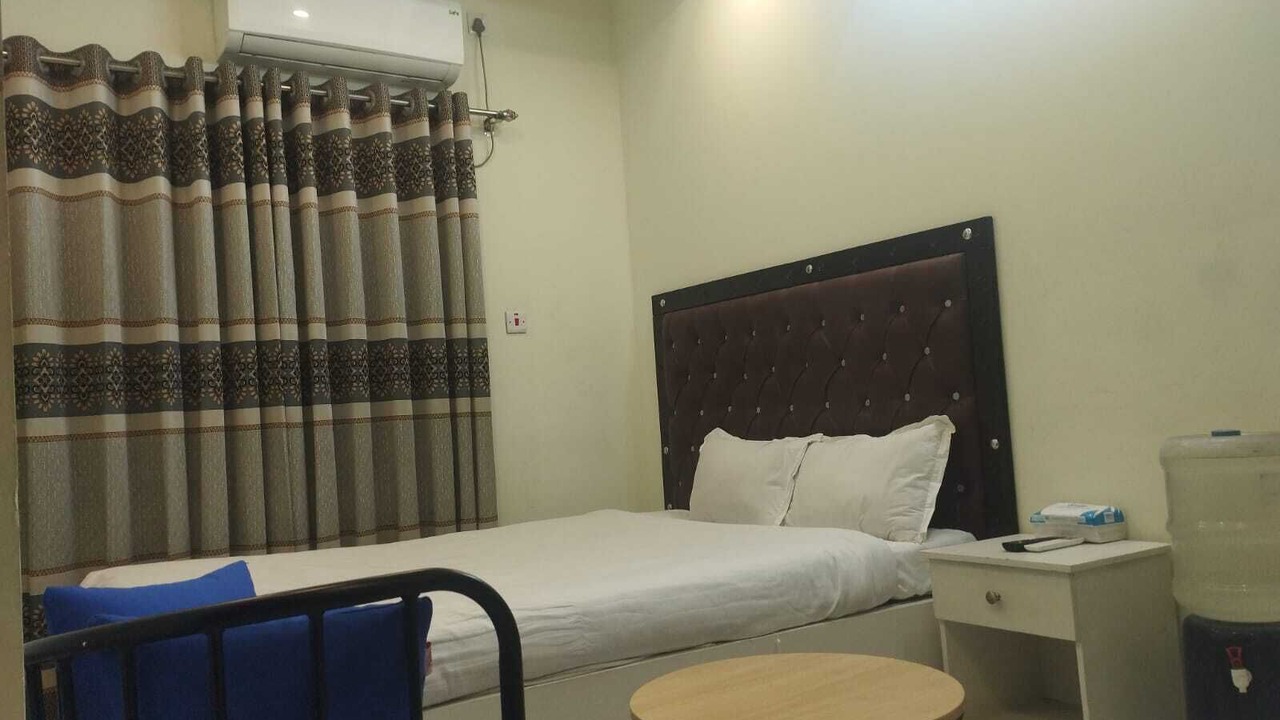Photo of Bedroom in Dhaka