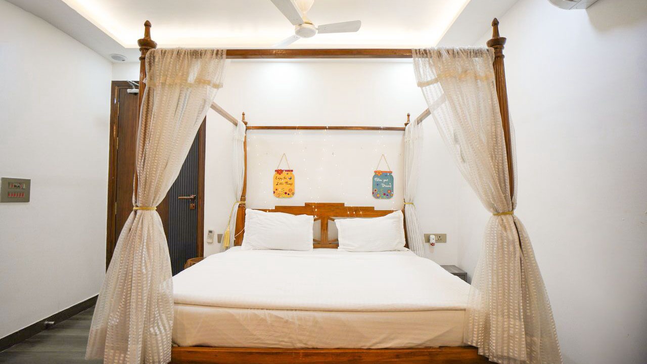 Photo of Bedroom in Shalimar Bagh