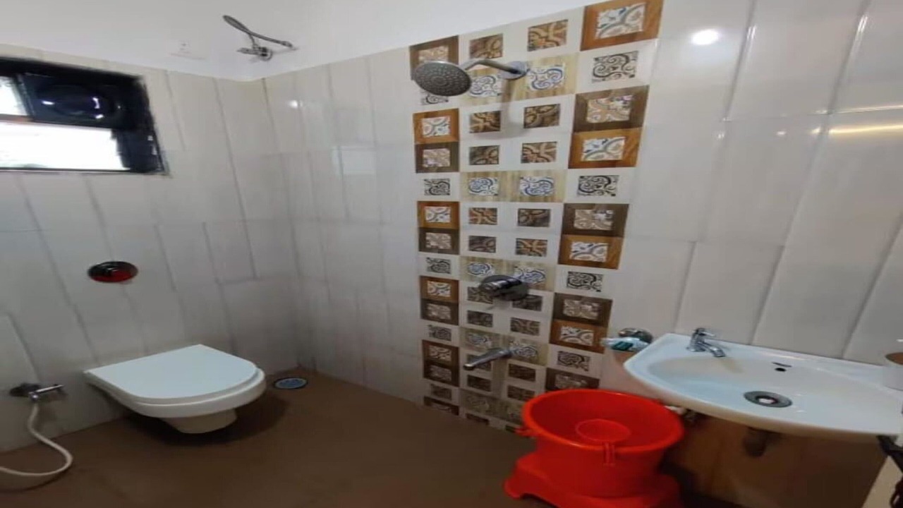 Photo of Bathroom in Gureghar