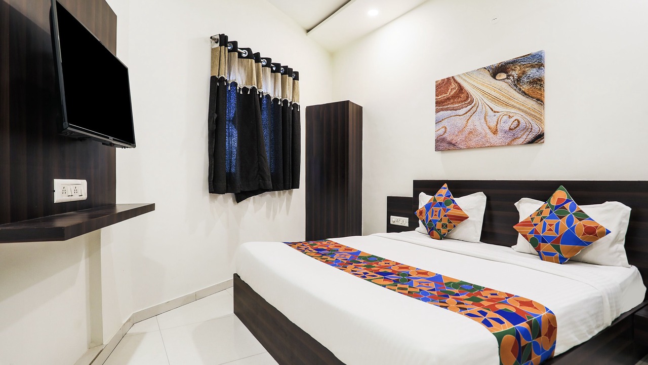 Photo of Bedroom in Rajkot