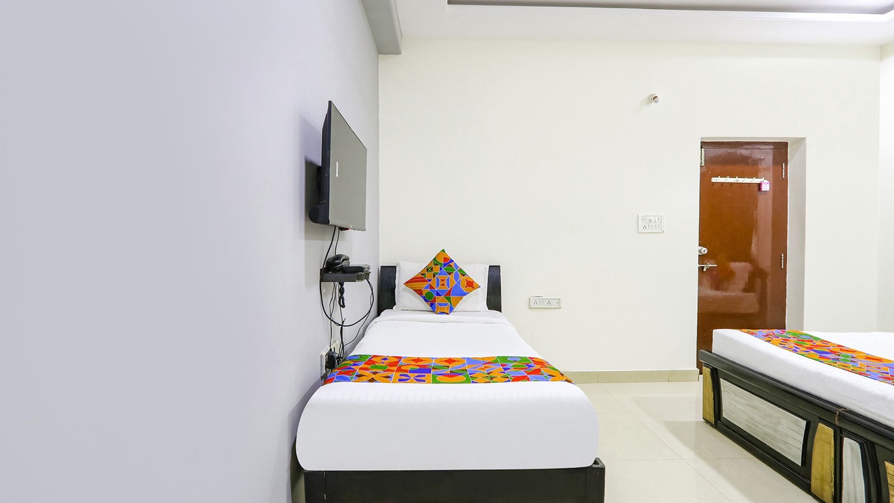 Photo of Bedroom in Kukatpally Housing Board Colony