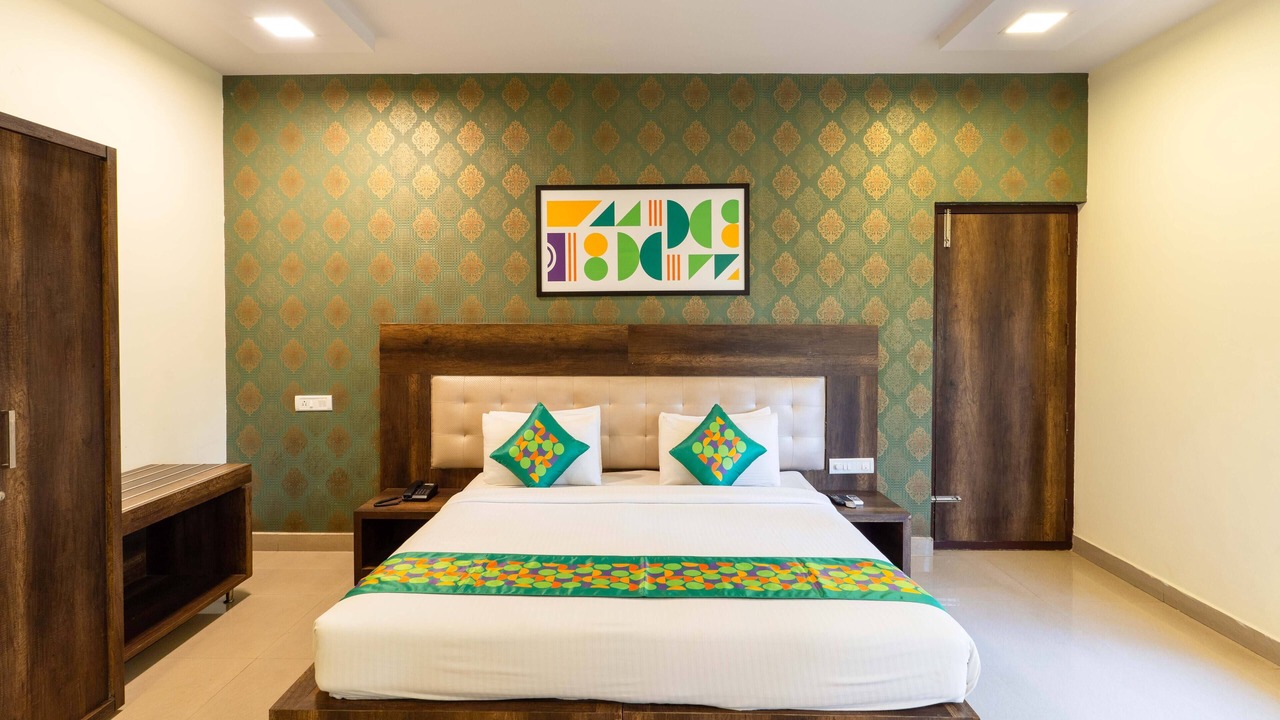 Photo of Bedroom in HBR Layout