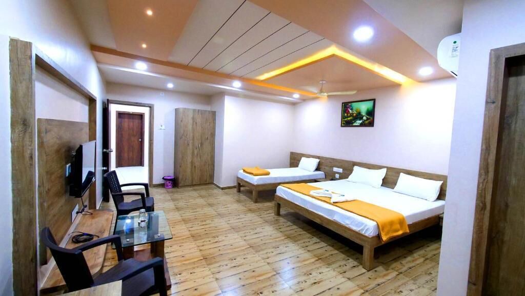 Photo of Bedroom in Veraval