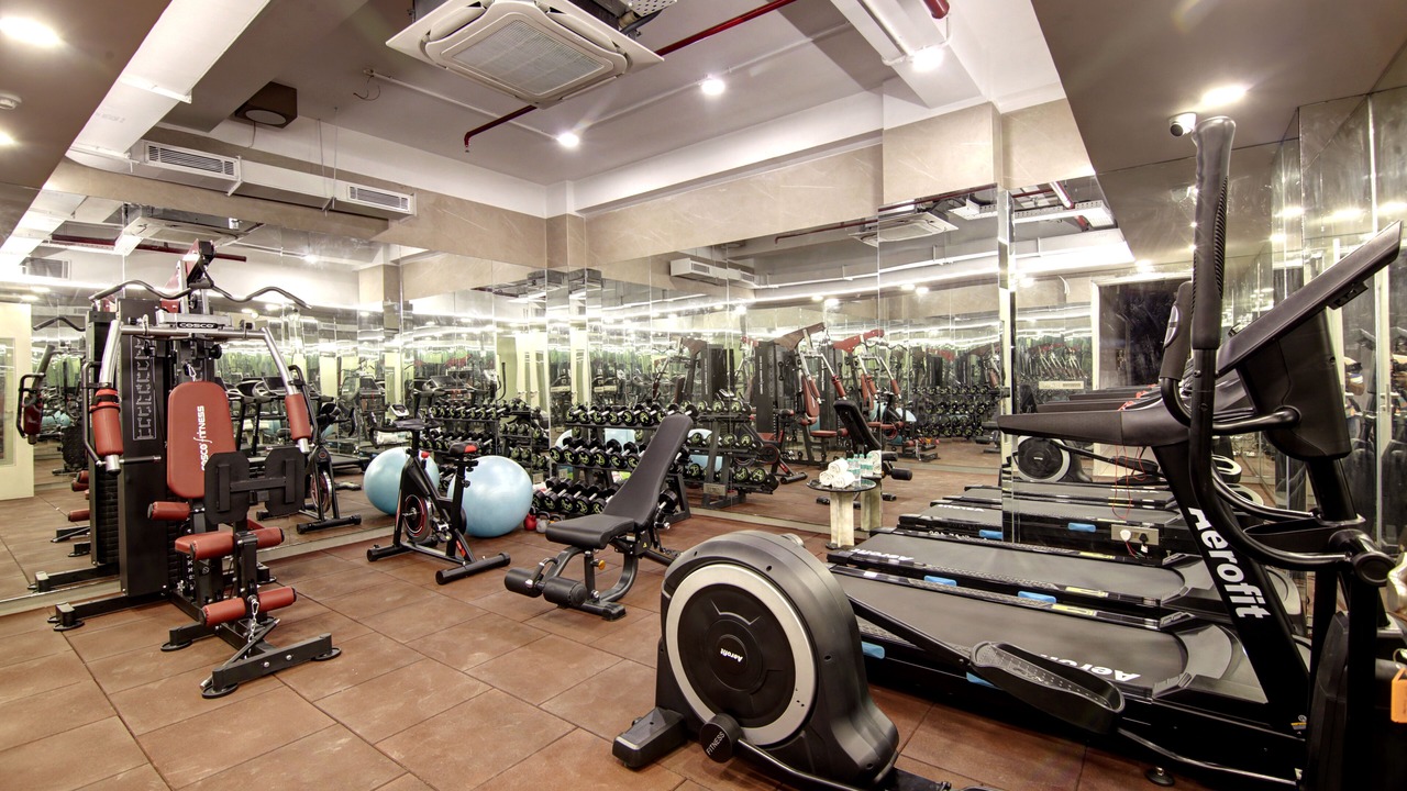 Photo of Others in DLF Phase 3