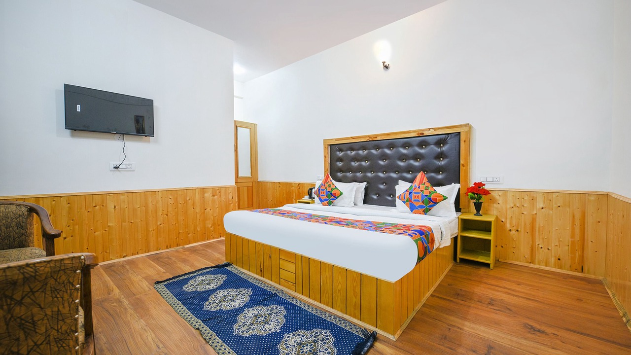 Photo of Bedroom in Old Manali