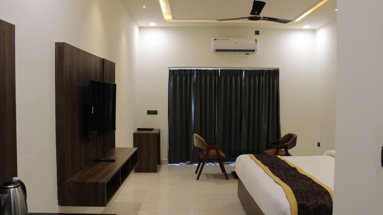 Photo of Bedroom in Kotdwara