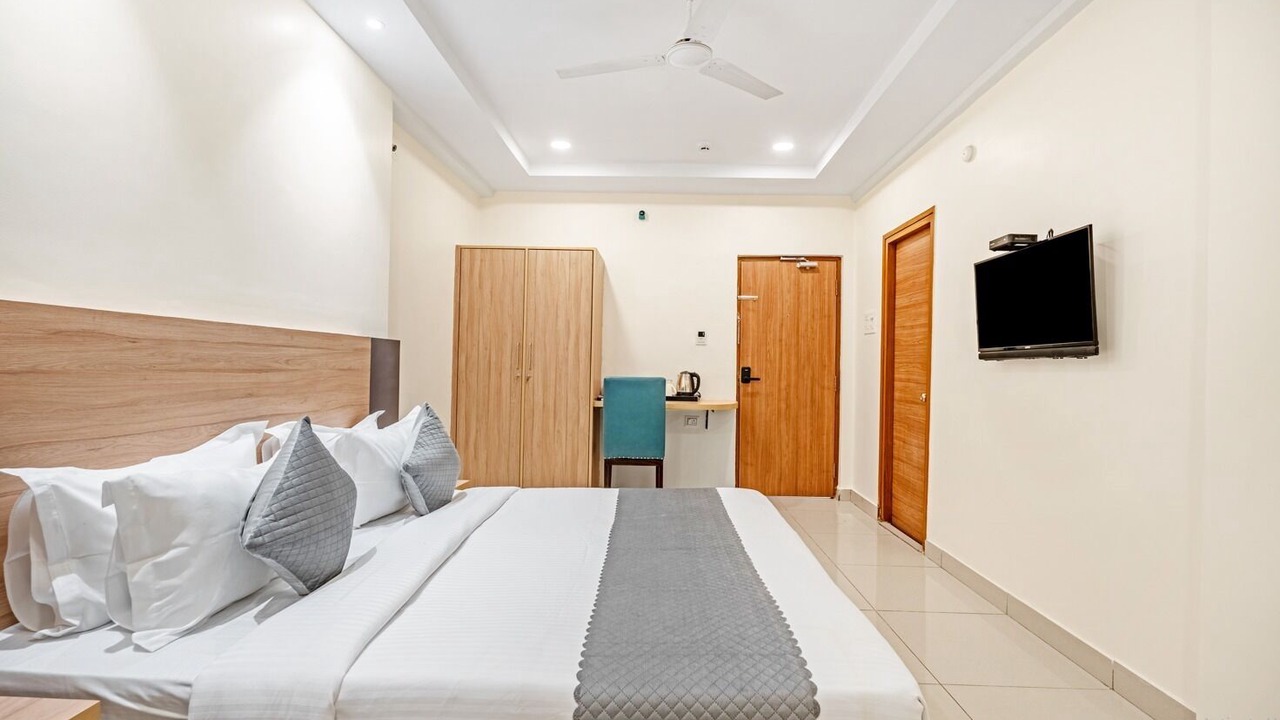 Photo of Bedroom in HITEC City