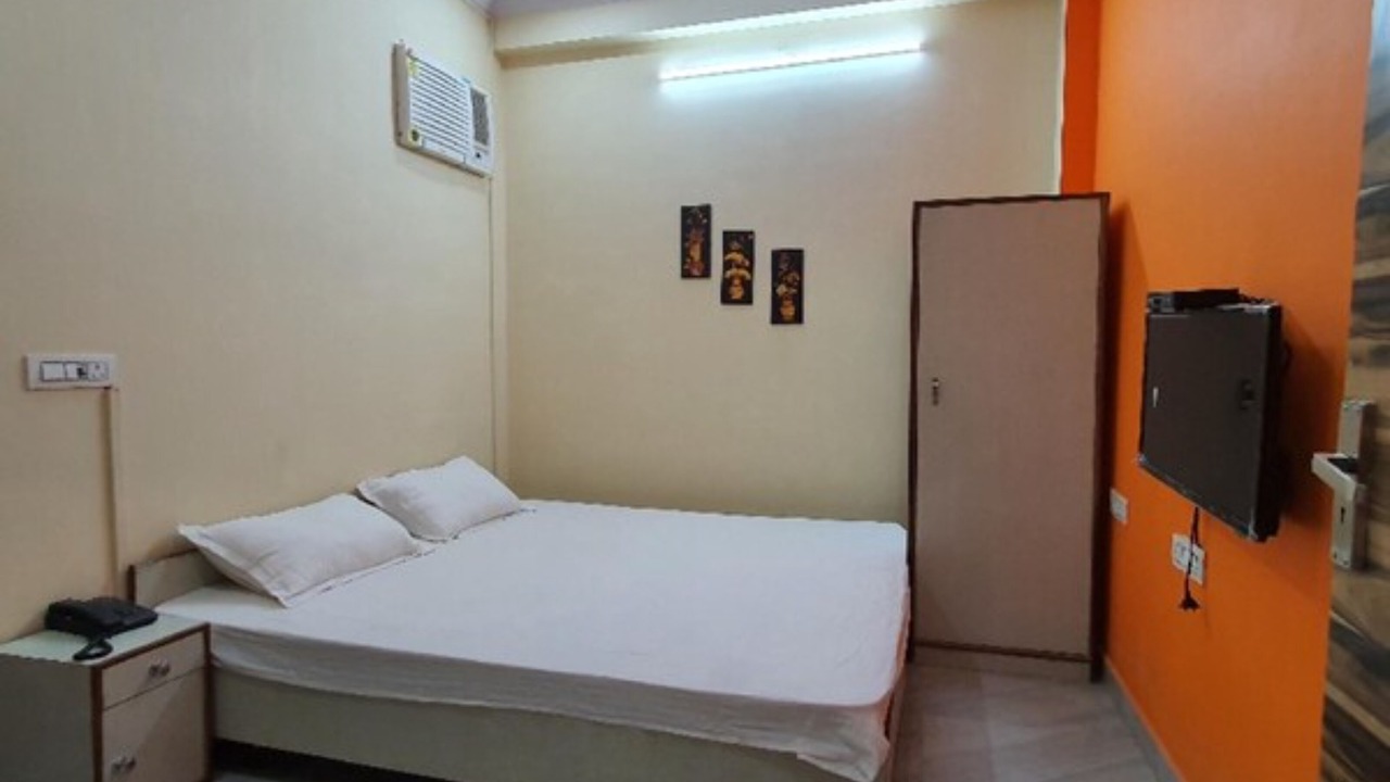 Photo of Bedroom in Allahabad