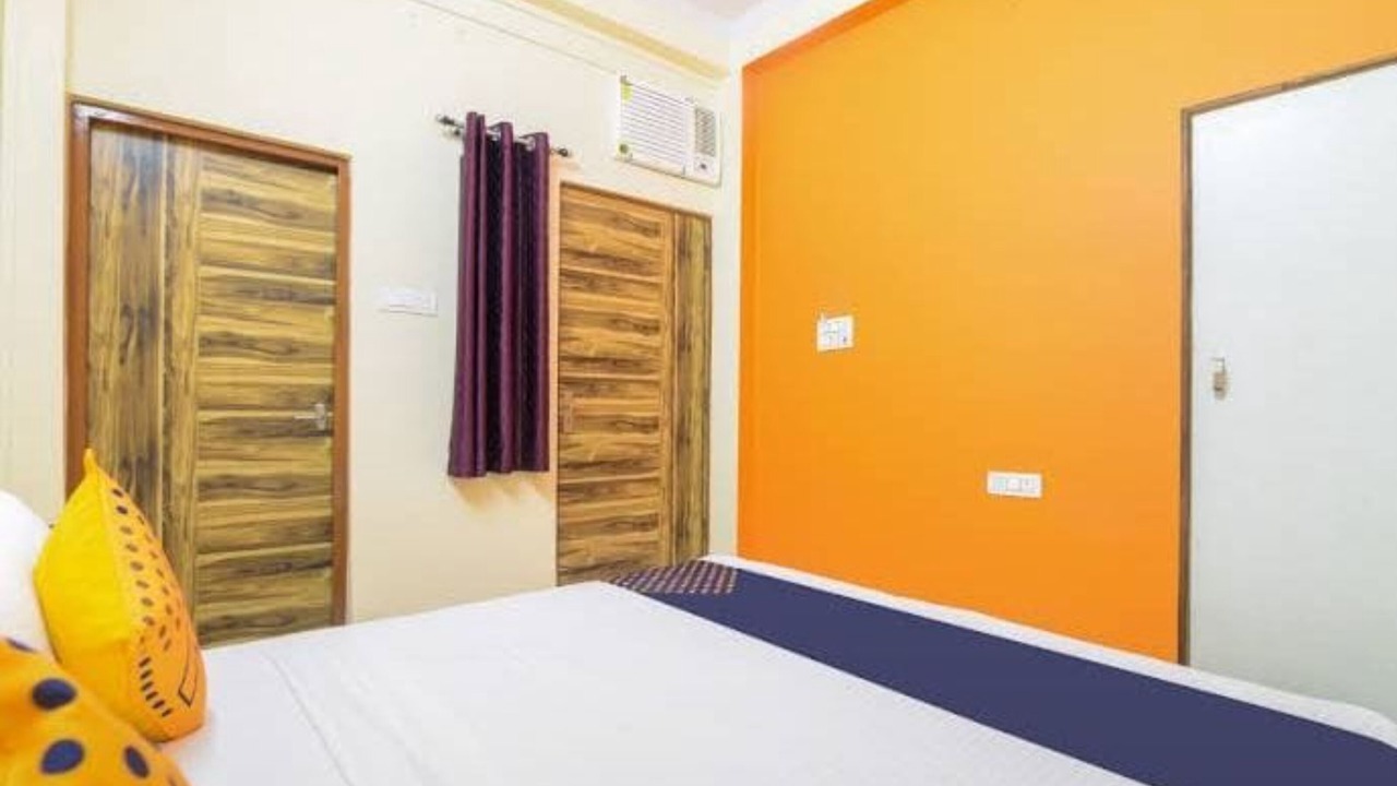 Photo of Bedroom in Allahabad