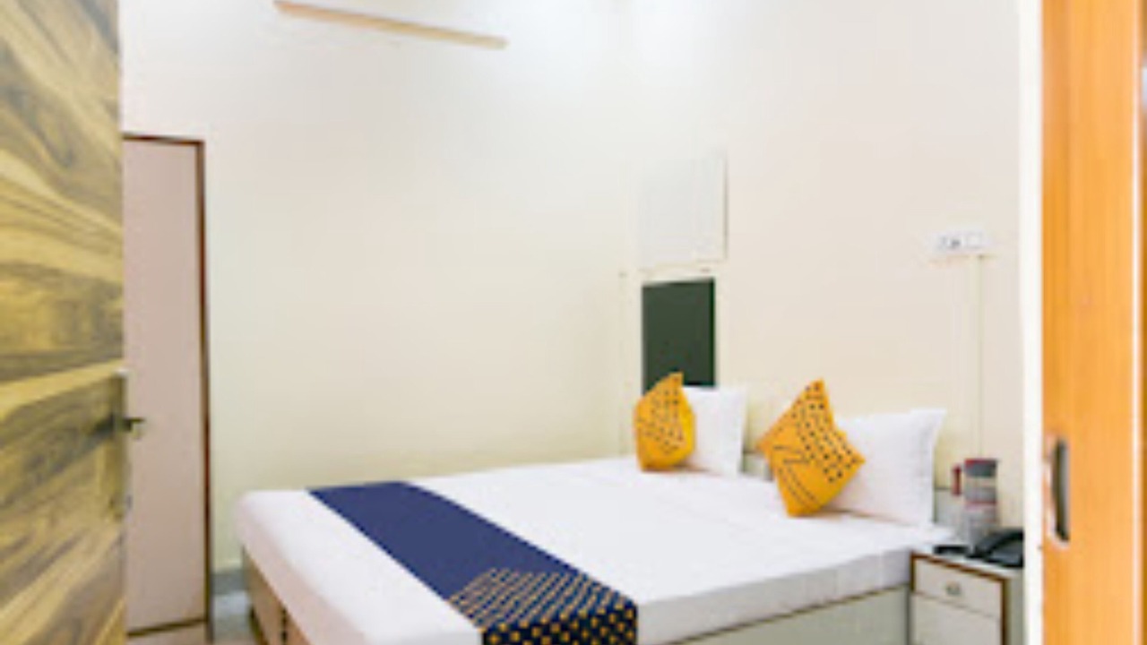 Photo of Bedroom in Allahabad