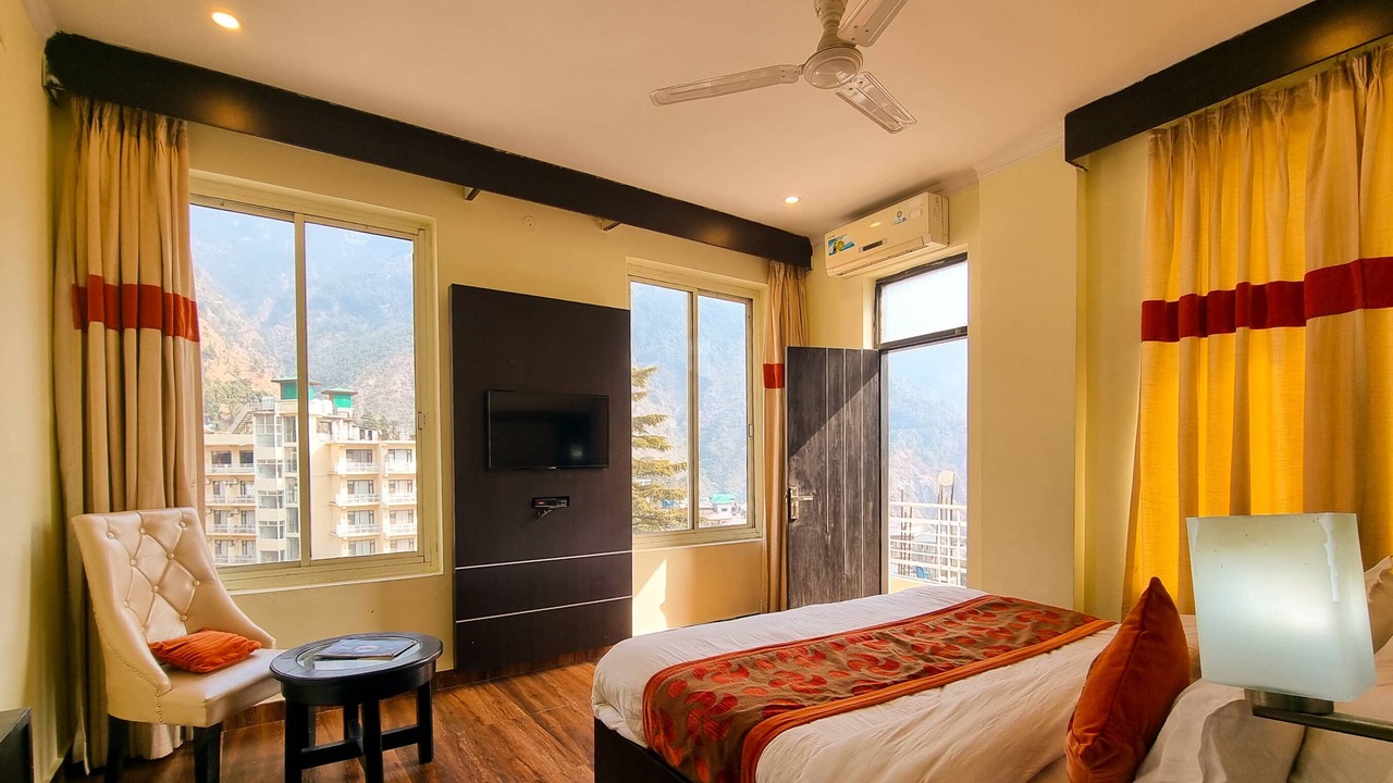 Photo of Bedroom in Bhagsu Nag