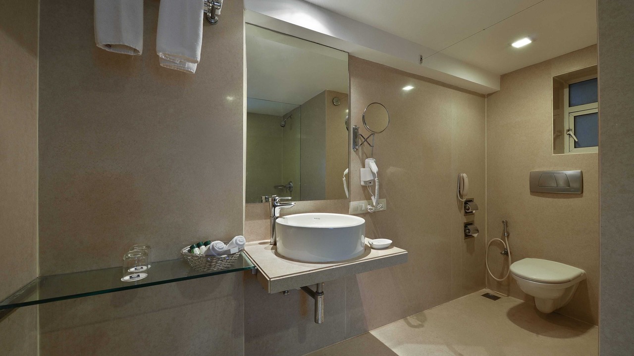 Photo of Bathroom in Prabhadevi
