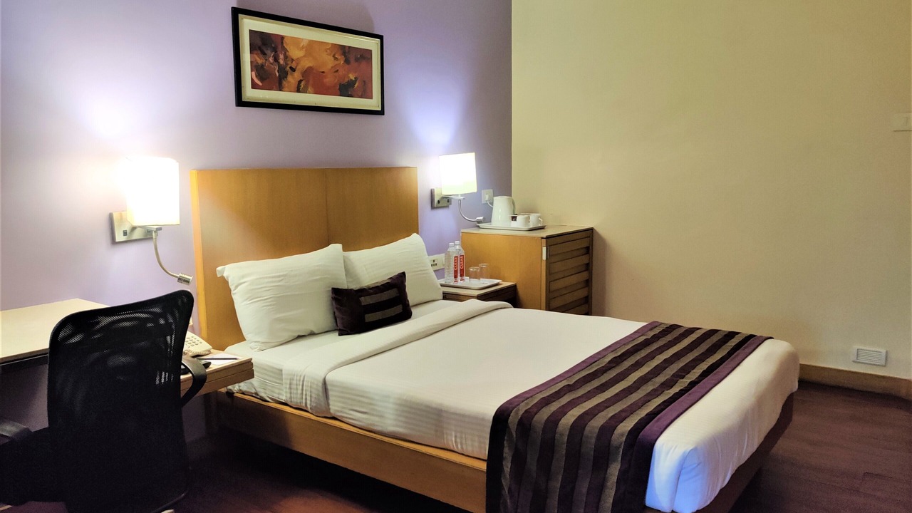 Photo of Bedroom in Prabhadevi