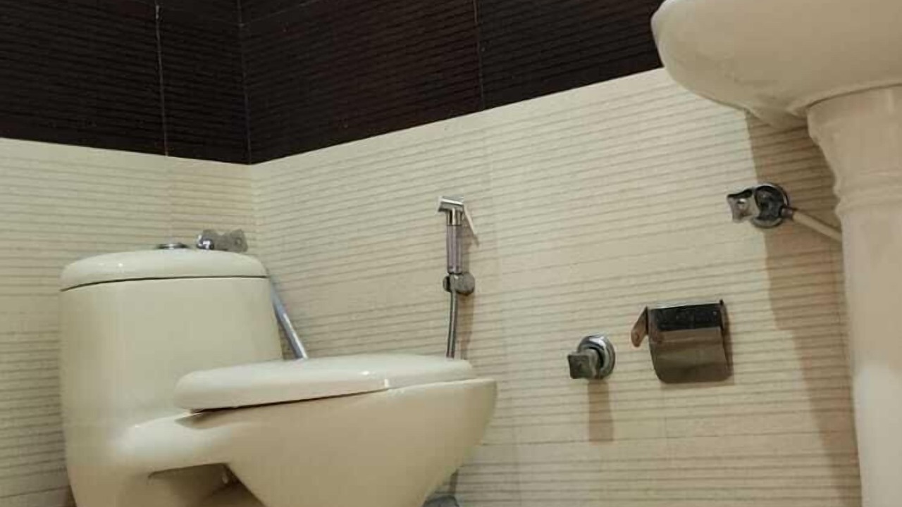 Photo of Bathroom in Bhagsu Nag