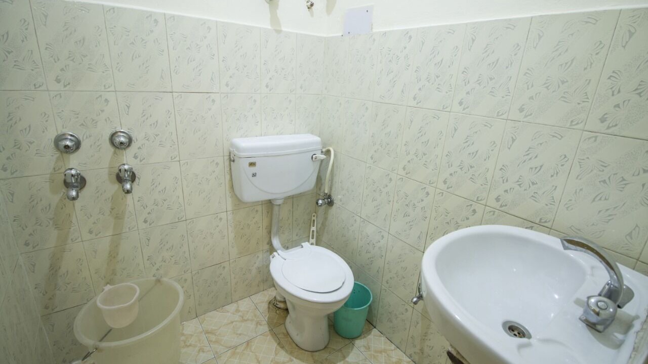 Photo of Bathroom in Bhagsu Nag