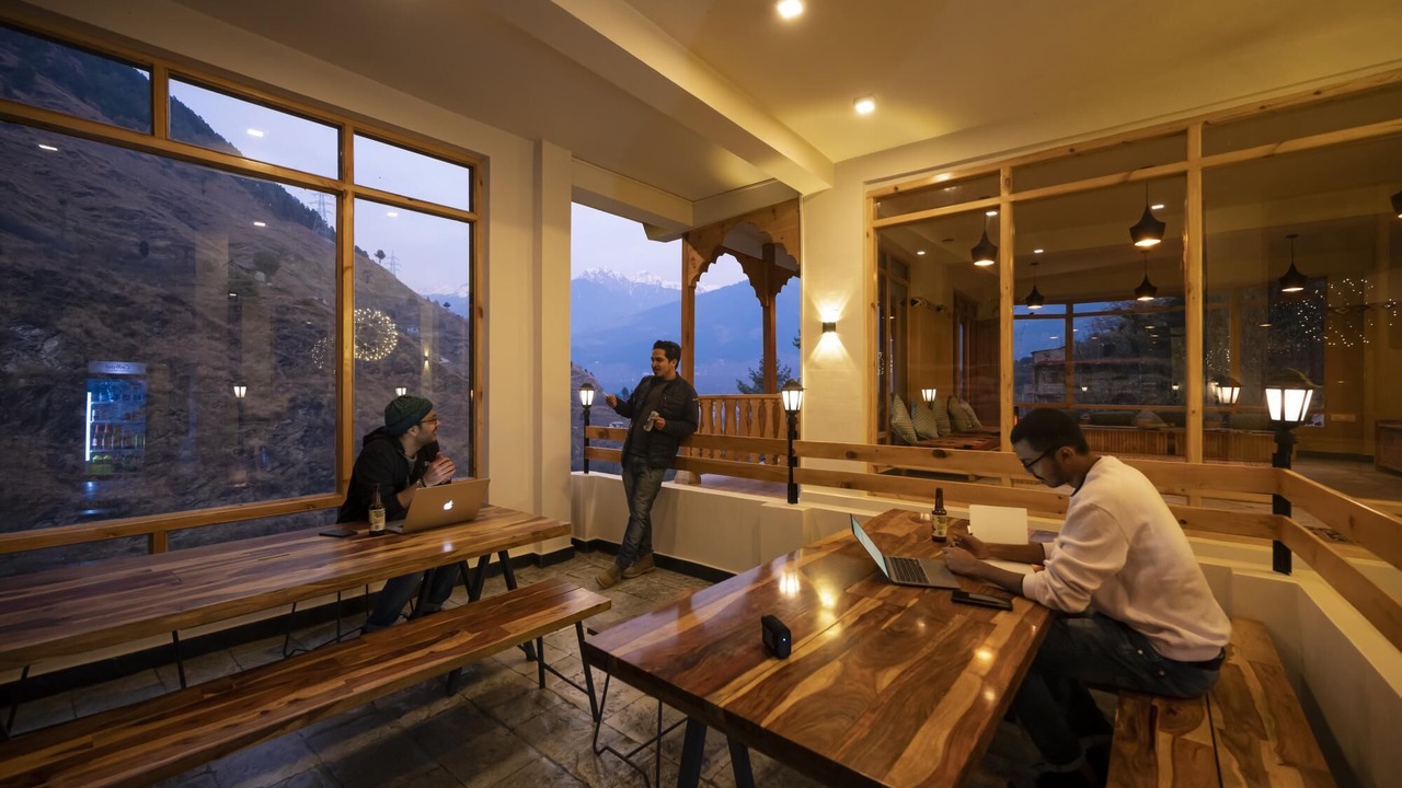 Photo of Livingroom in Manali