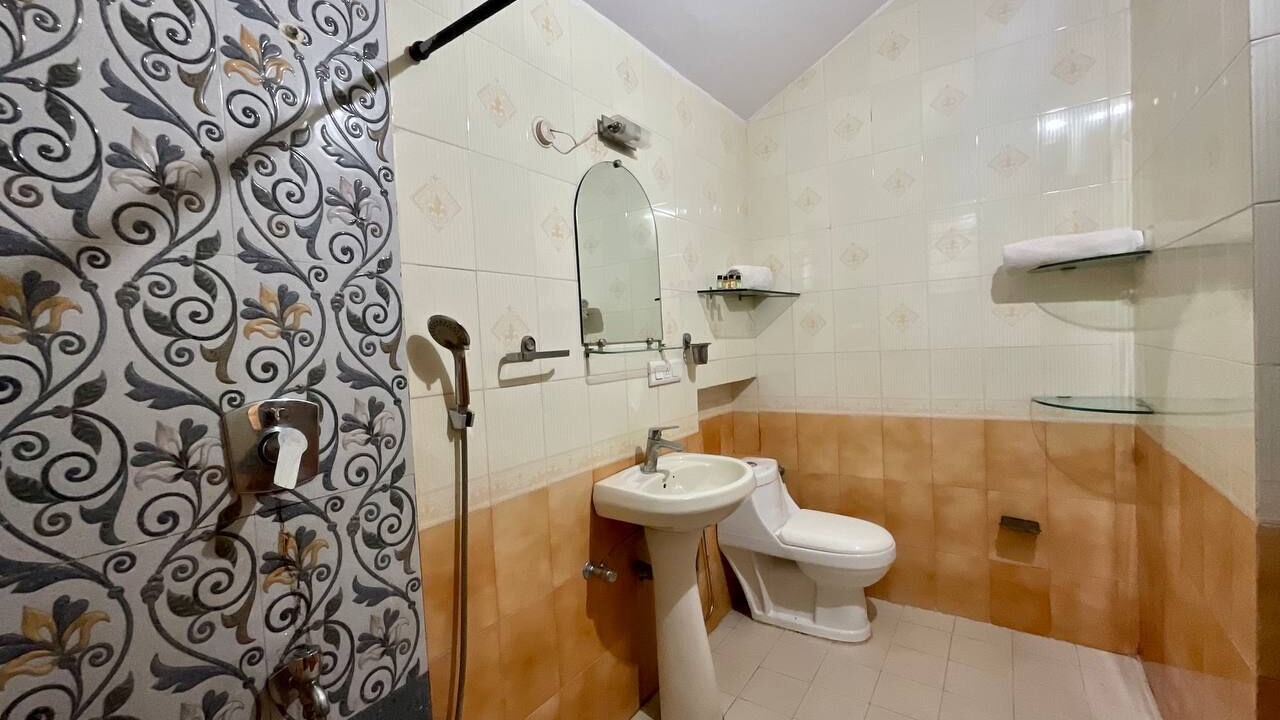 Photo of Bathroom in Morjim