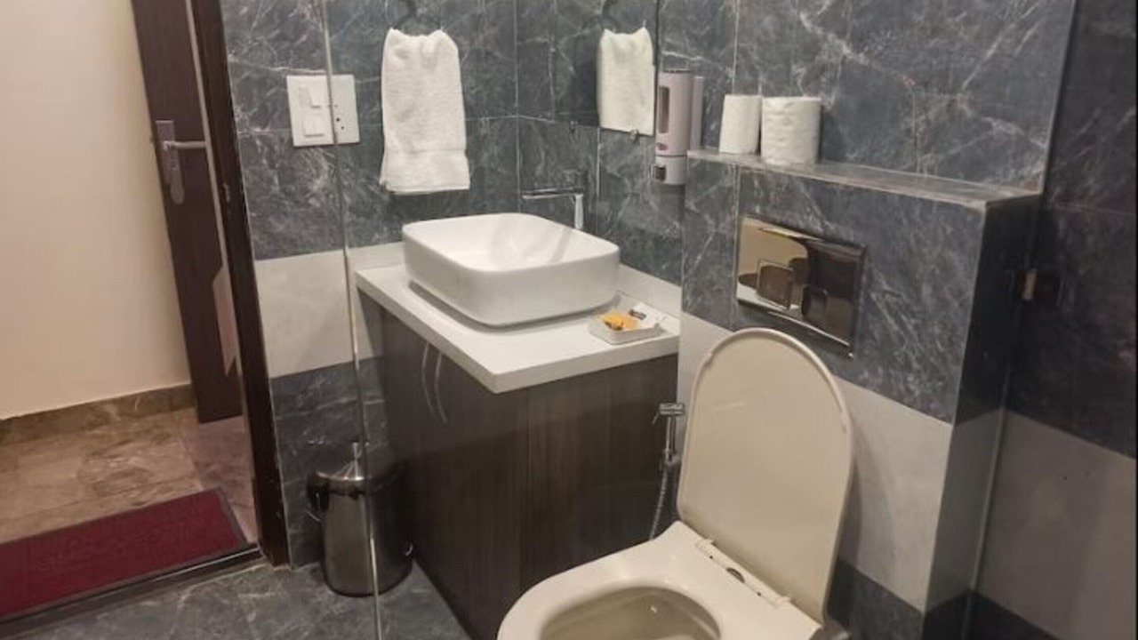 Photo of Bathroom in Shimla