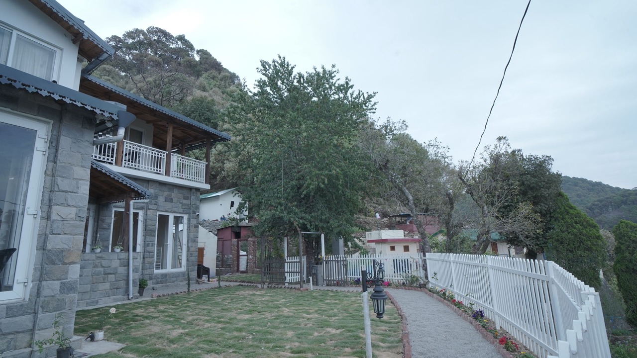 Photo of Outdoor in Sukha