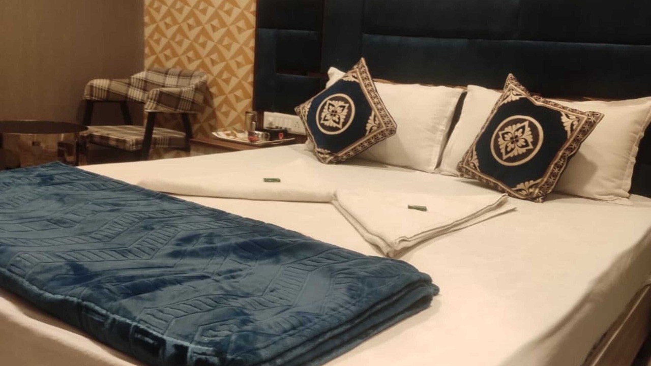Photo of Bedroom in Kandiwali West