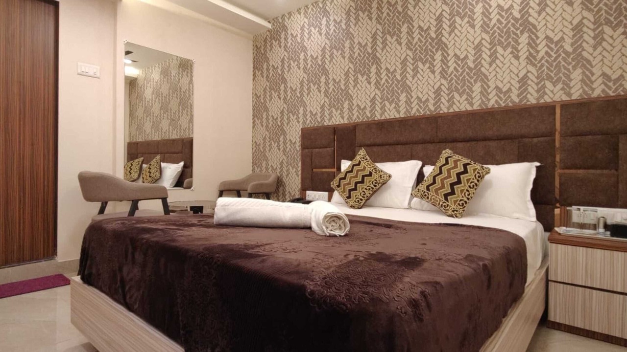 Photo of Bedroom in Kandiwali West