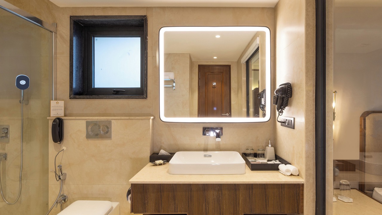 Photo of Bathroom in The Mall Road