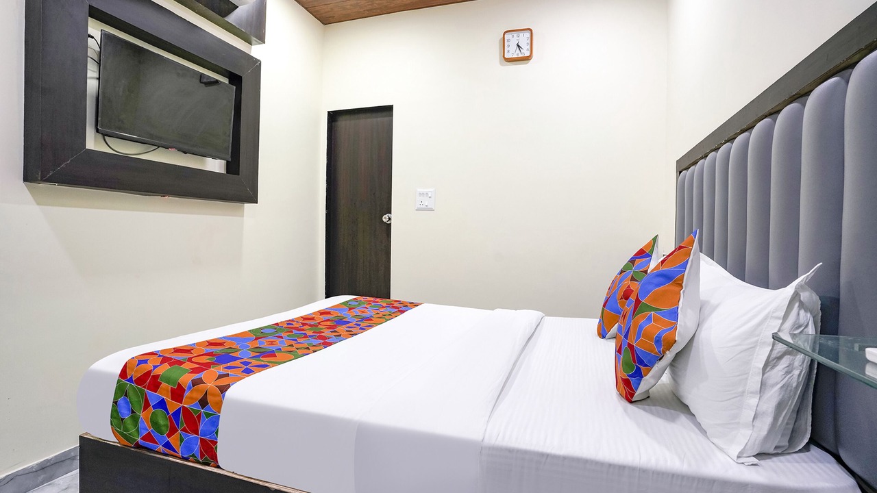 Photo of Bedroom in Cuffe Parade