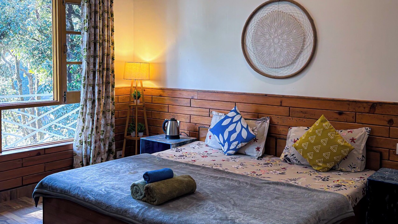 Photo of Bedroom in Bhagsu Nag