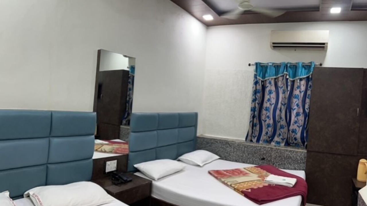 Photo of Bedroom in Mount Abu