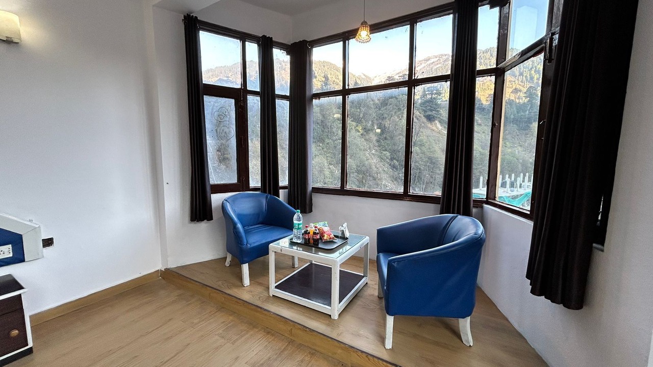 Photo of Bedroom in New Manali