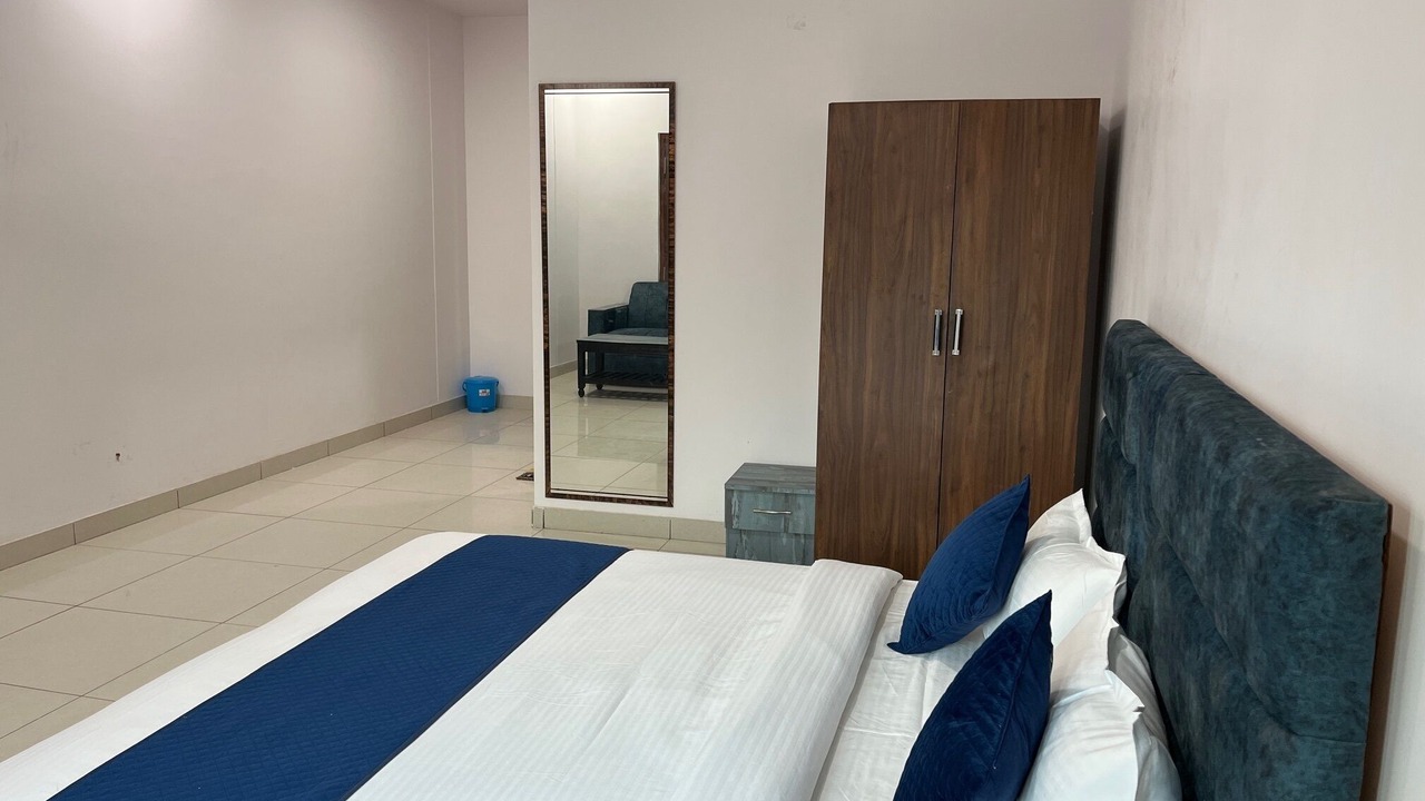 Photo of Bedroom in Mehandipur