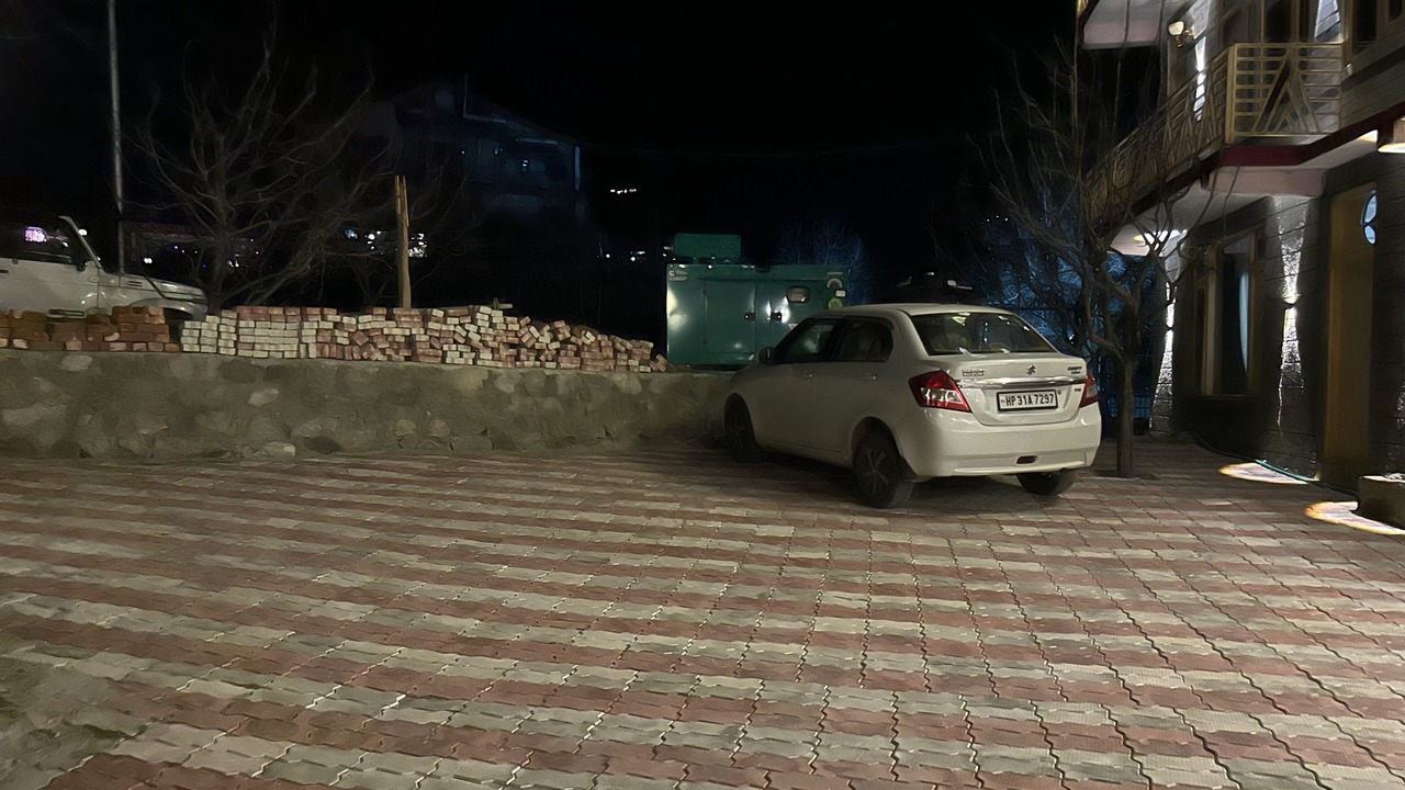 Photo of Outdoor in Burwa