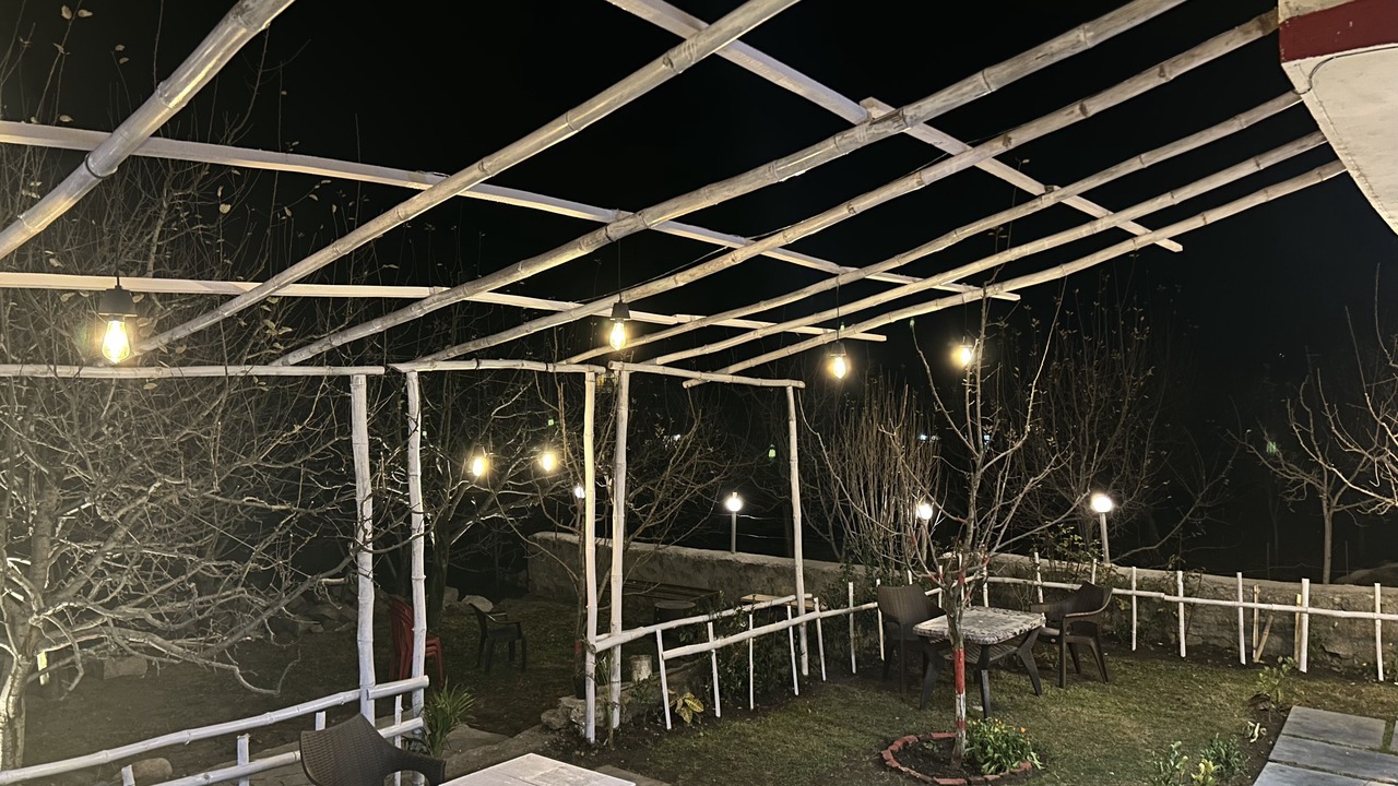 Photo of Outdoor in Burwa