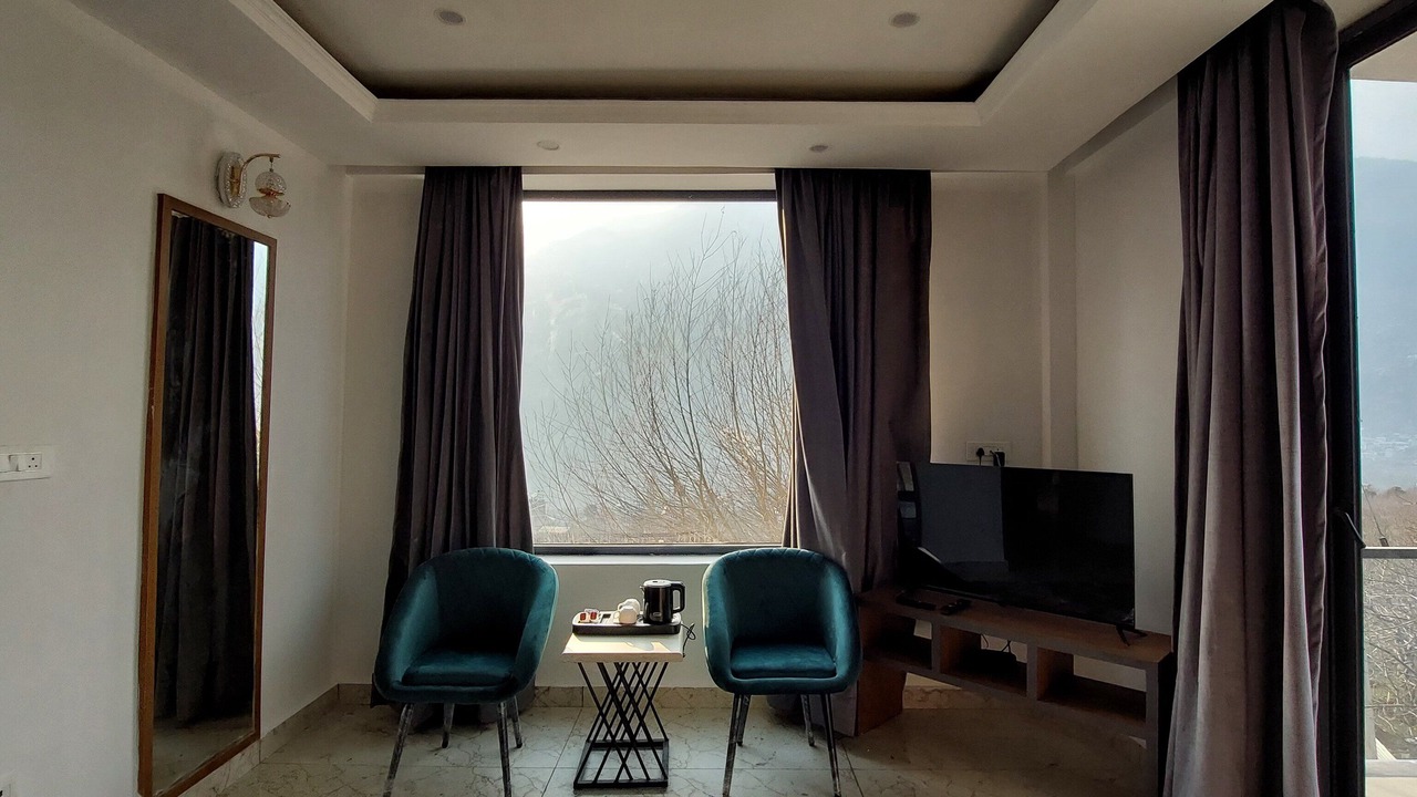 Photo of Bedroom in Manali