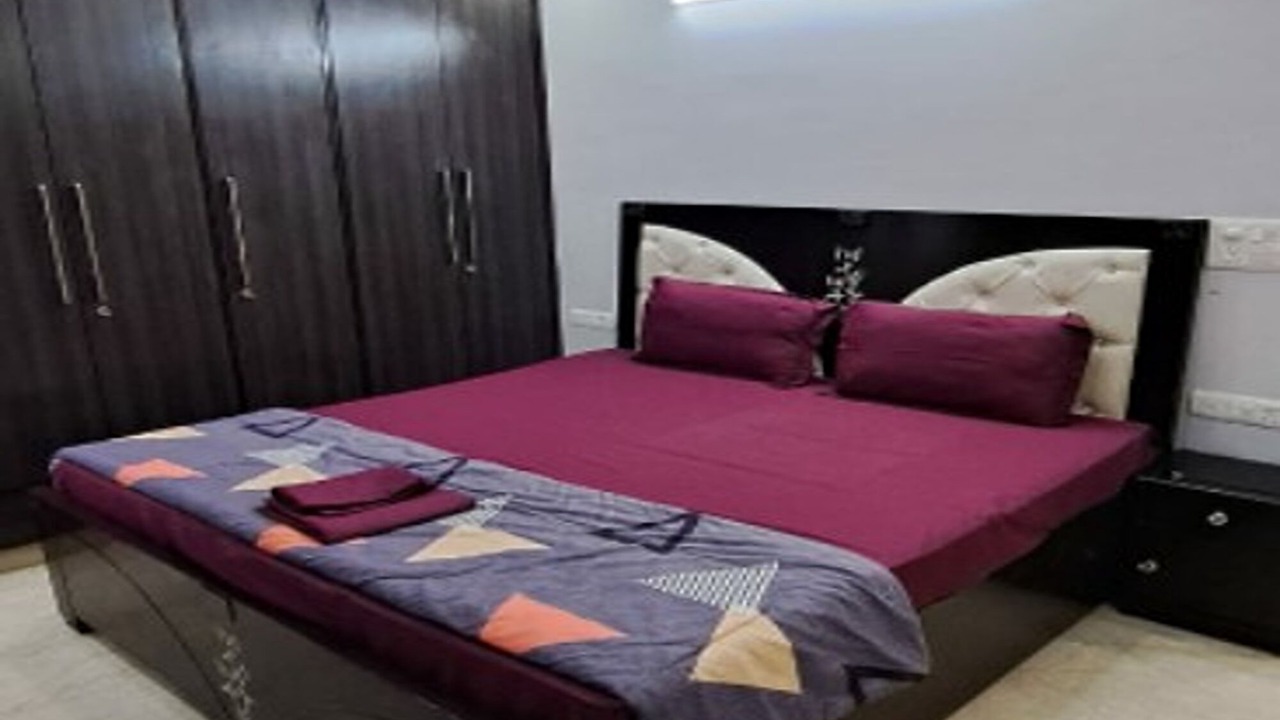 Photo of Bedroom in Chittaranjan